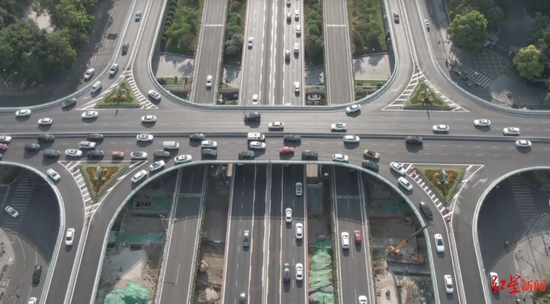 ▲成都市人南立交橋