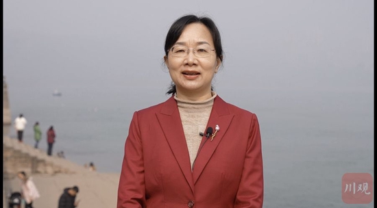 省政協委員、瀘州市政協副主席唐敏。 趙榮昌 攝