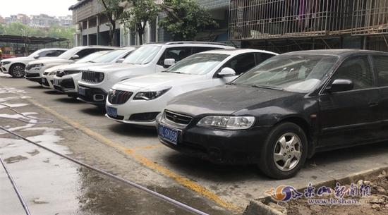 小區原有機動車停車位僅9個
