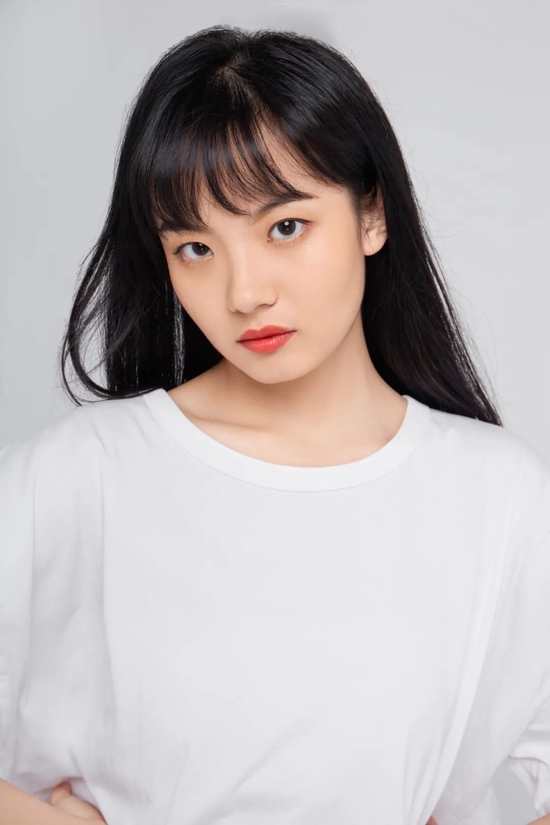 立格实验高颜值教师组 周芷馨