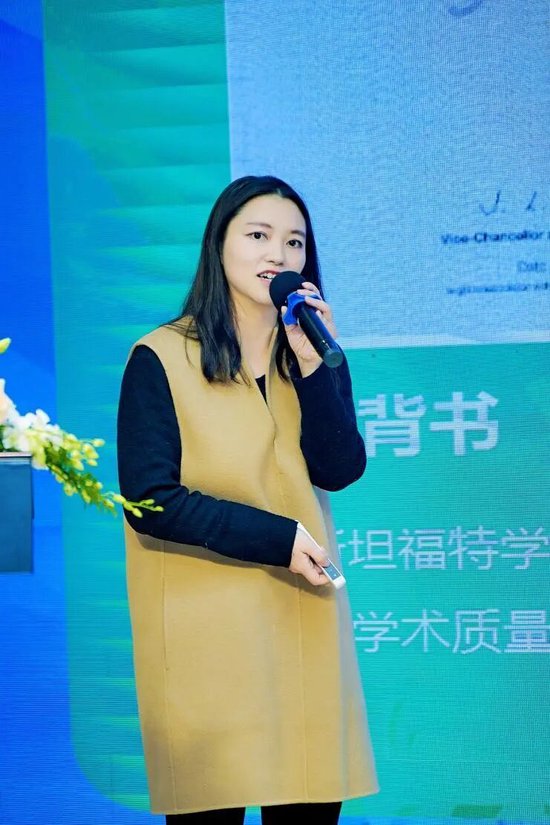 ▲张琦 美中国际预科学院主任