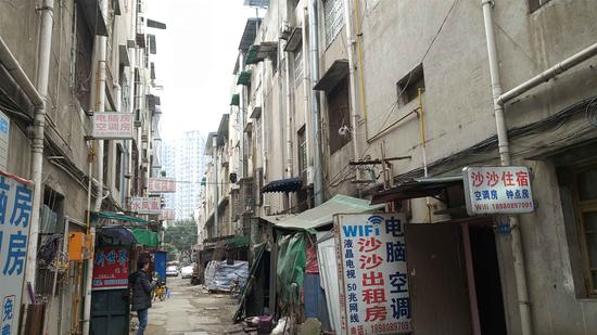 正因社区改造前