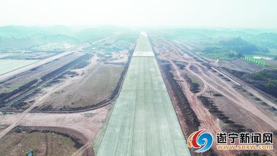 南壩機(jī)場(chǎng)遷建工程建設(shè)如火如荼