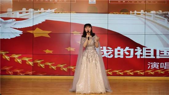 《我的祖国》