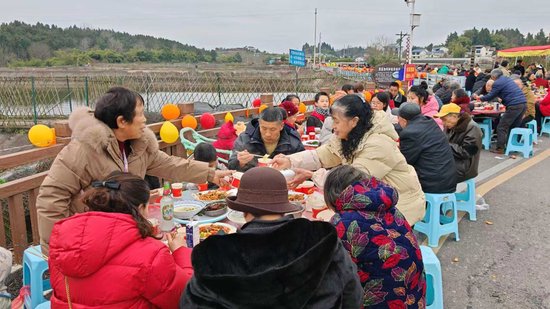 渠县乡宴：烟火气里的新春文旅答卷