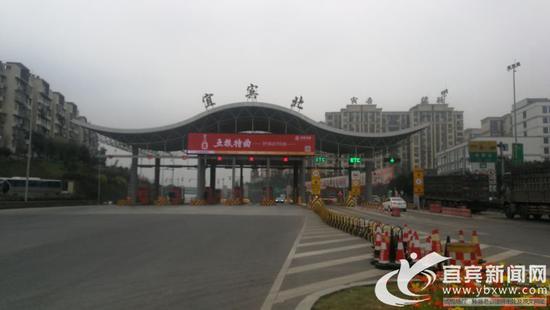 高速公路出入更暢通了。記者 何東 攝