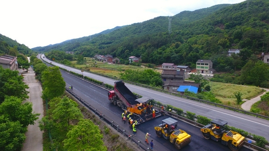 绵广高速公路集中养护