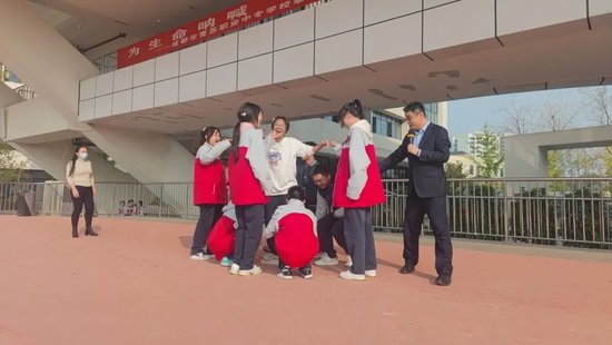 一根手指抬起你