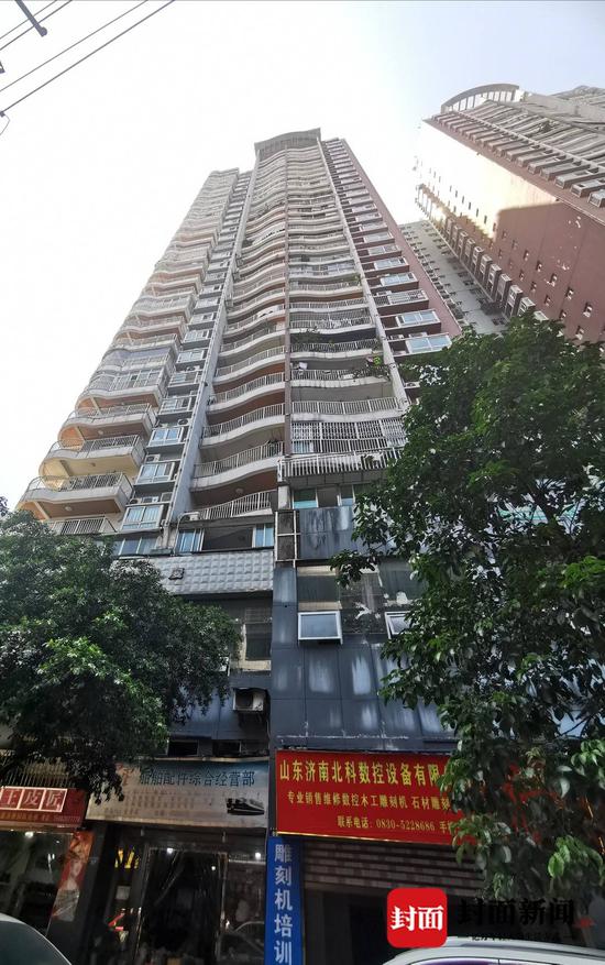 劉某某從25樓墜下