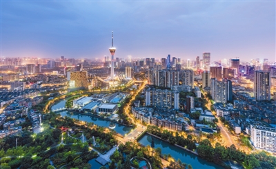 天府熊猫塔夜景