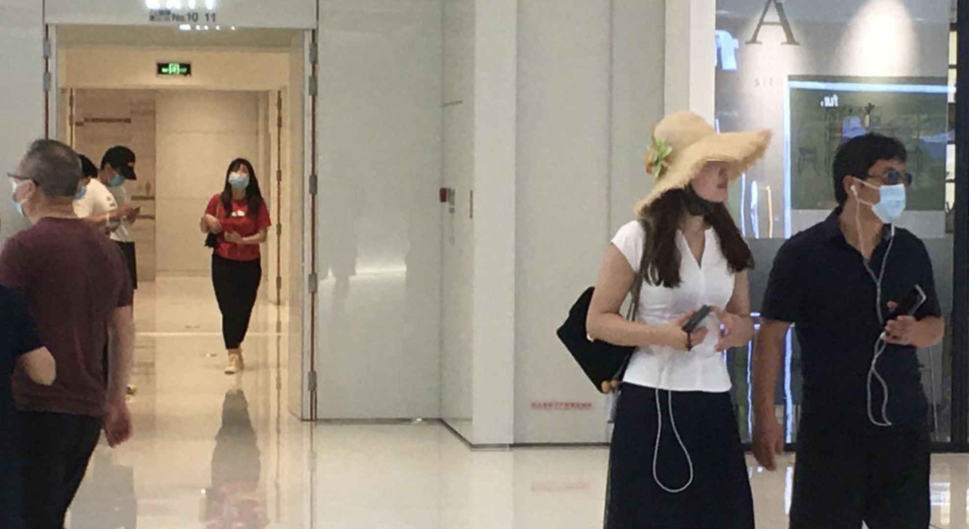 商場內部分游客未戴口罩