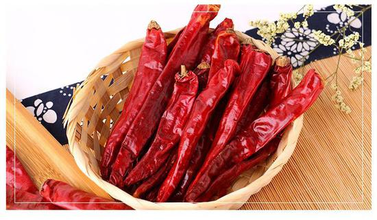 ↑辣椒二荆条:制作豆瓣的优质原料