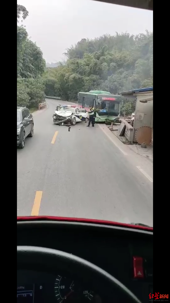 事故現場視頻截圖