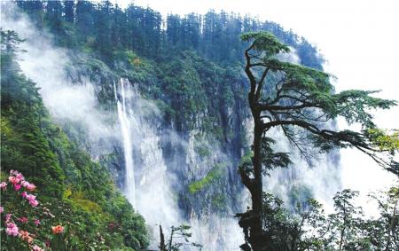 8月1日，瓦屋山景区恢复开放