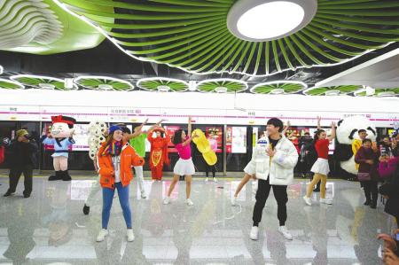 地铁三号线新都钟楼站