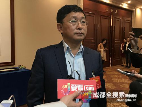 不能吃老本 居住在成都的文化人也要贡献力量