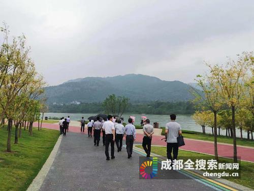 成都平原经济区如何发展 全国人大代表提出这