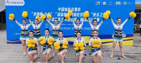 参赛队员：李铭萱、张泸予、熊雨萱、方译霆、李姝涵、何雨诗怡、赖瑾瑜、李一可、陈虹伊、邬涵竹、黄若雨）