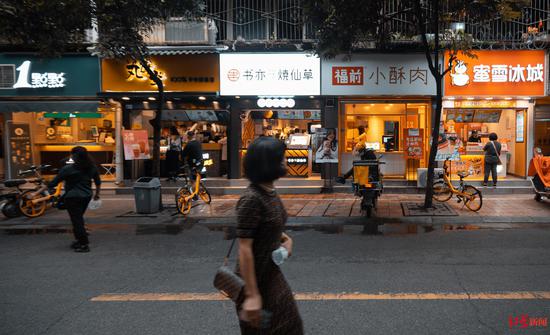 奶茶店扎堆