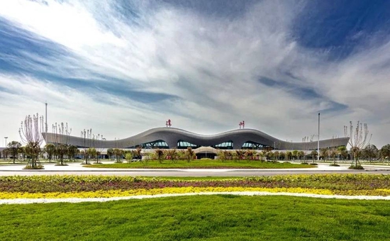 达州金垭机场航站楼（图据达川区摄影家协会）