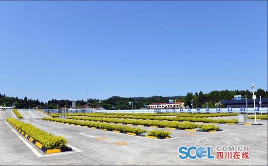 南充高考人口_南充夜景(2)