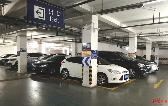 ↑小區地下車位