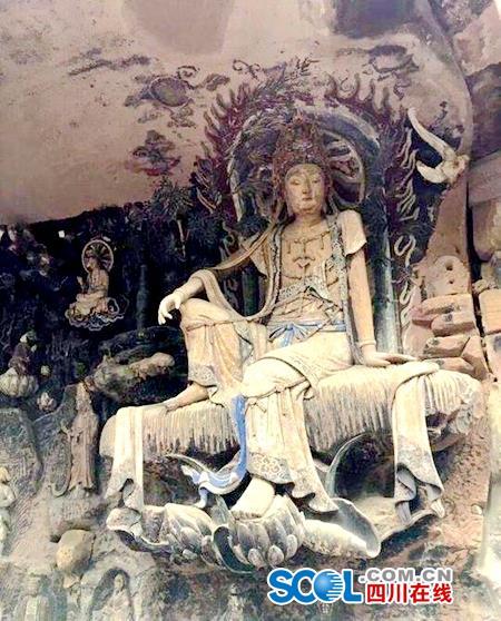 图为有“东方维纳斯”之称的紫竹观音 郭静雯 摄