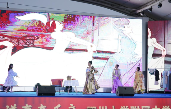 英语剧《灰姑娘》