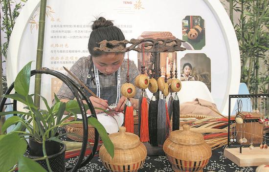 充满川西地域与文化特色的竹编工艺展示