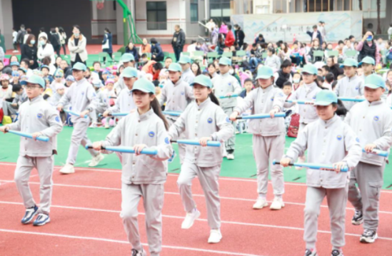 花式入场