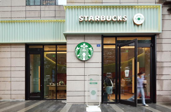 星巴克成都晶融汇二店啡快™概念店