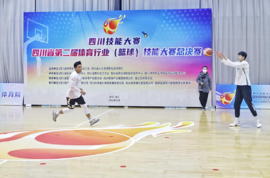 成都市体育记者协会 涂新/摄
