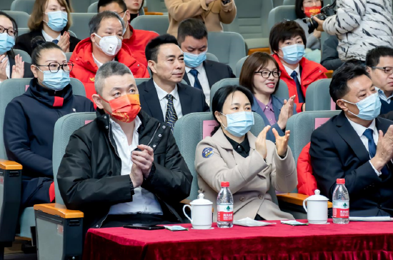 见证签约仪式的嘉宾