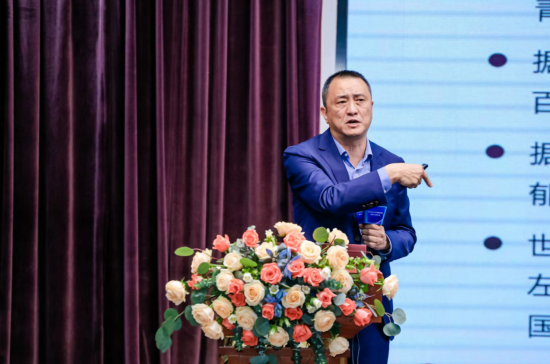 胡兴旺主任做主题分享