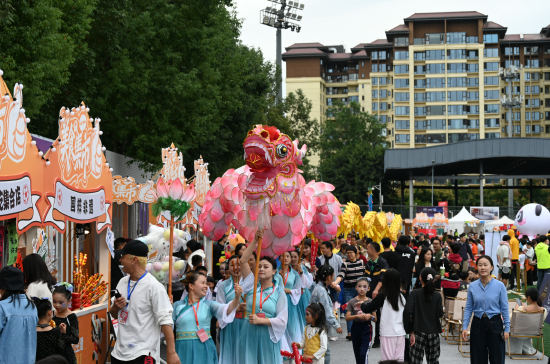 嘉年华现场美食集市