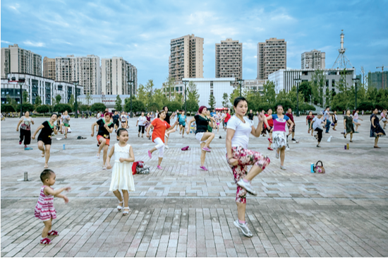 欢乐广场舞 摄影/杨康忠