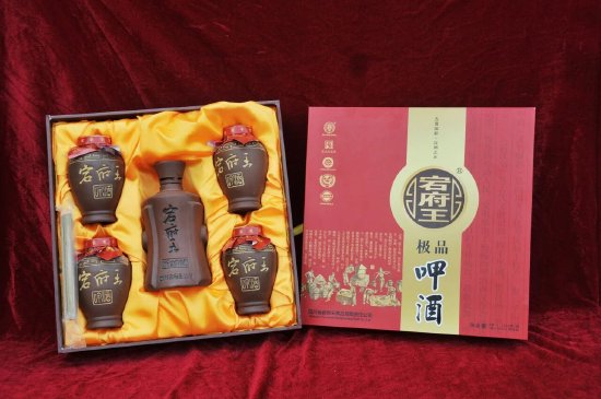 ▲渠县呷酒