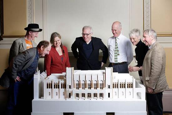 奇普菲尔德在揭晓皇家艺术研究院的重建方案，2015年