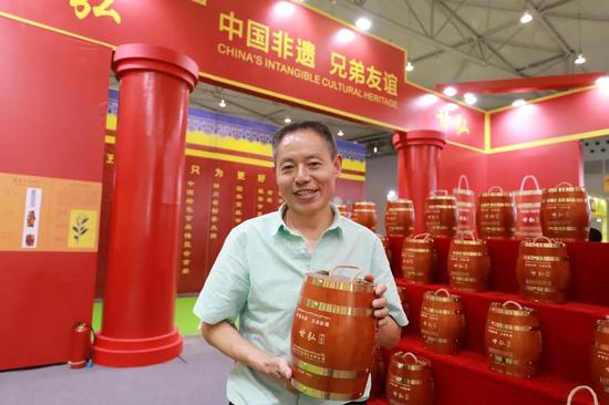 兄弟友誼茶葉有限公司董事長 甘玉祥