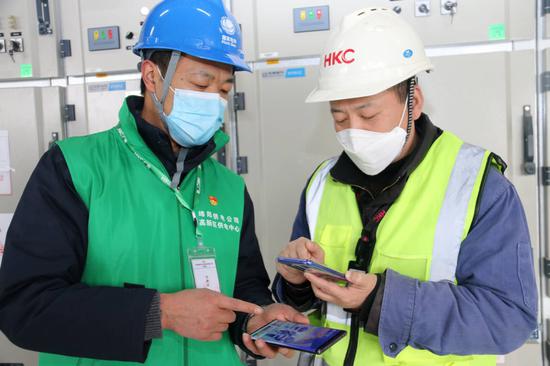 国网绵阳供电公司“电管家”向企业用户推广“网上国网”APP