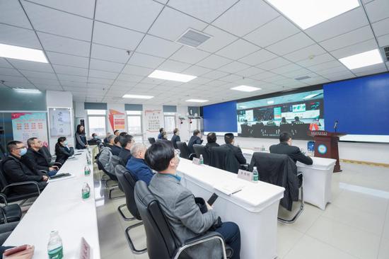 中国地震局地震预警技术研究成都中心揭牌仪式现场