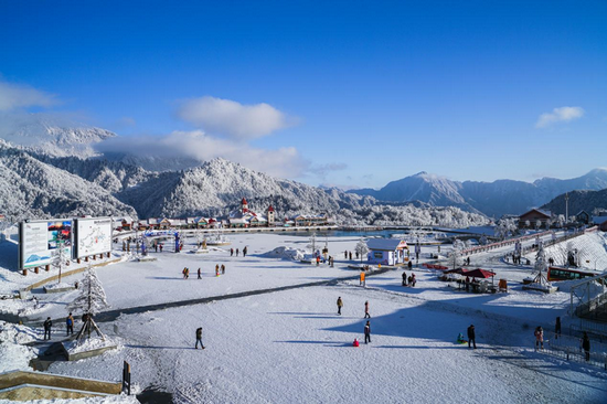 西岭雪山