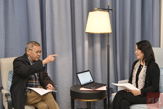 记者探访：全国两会召开在即 住川全国政协委员履职忙