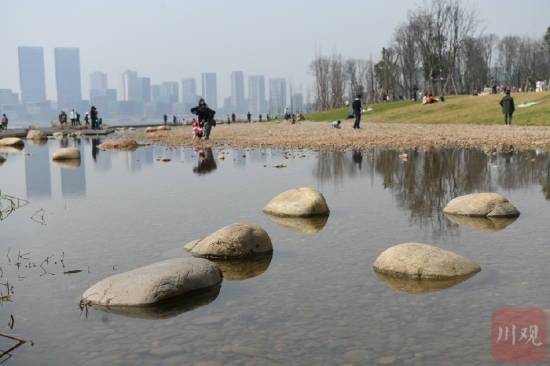 春光美 公园城市的幸福生活