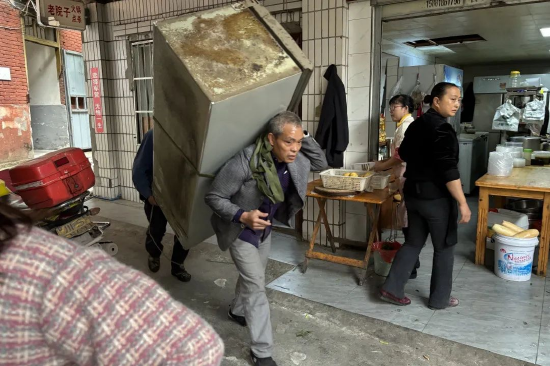 姚家大院居民正積極開展房屋騰退工作