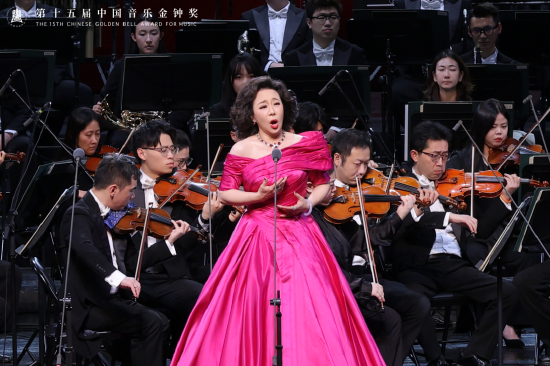 张立萍演绎歌剧《命运的力量》选段《安宁,安宁》