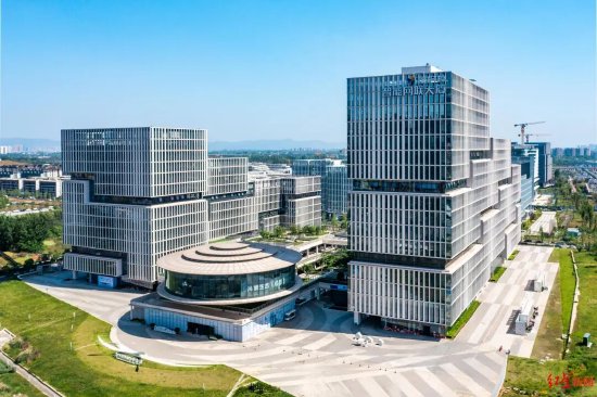 ▲电子科大科技园瞪羚湖