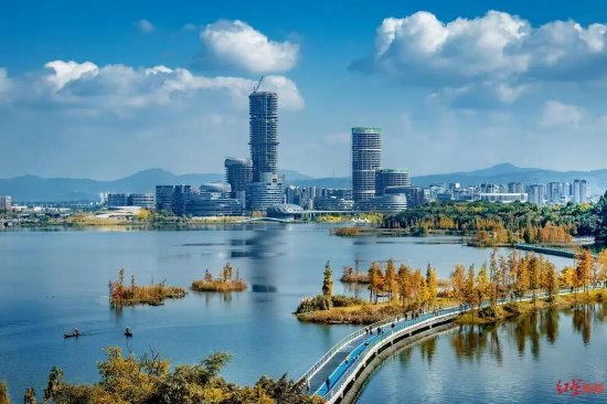 ▲兴隆湖 摄影：周巧旻