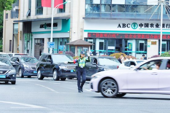 图/遂宁市公安局交通管理支队