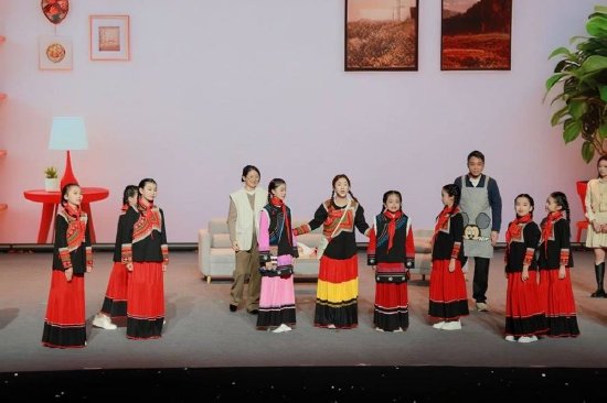 小品《我爸我妈不传谣》